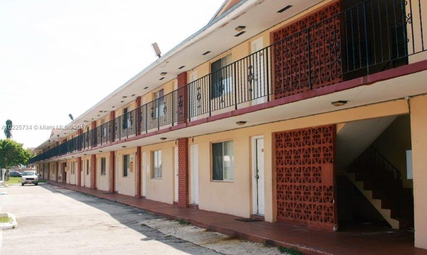 SPACIOUS ONE BEDROOM AND ONE BATH.

GREAT LIVING ROOM AND KITCHEN!!

PERFECT FOR SINGLE OR COUPLE!!


BEST RATE IN AREA!!!

MOVE IN COSTS $2,925

(First, Last Month and One Month Security)

We check credit, background and verified income.


HURRY WILL NOT LAST!!