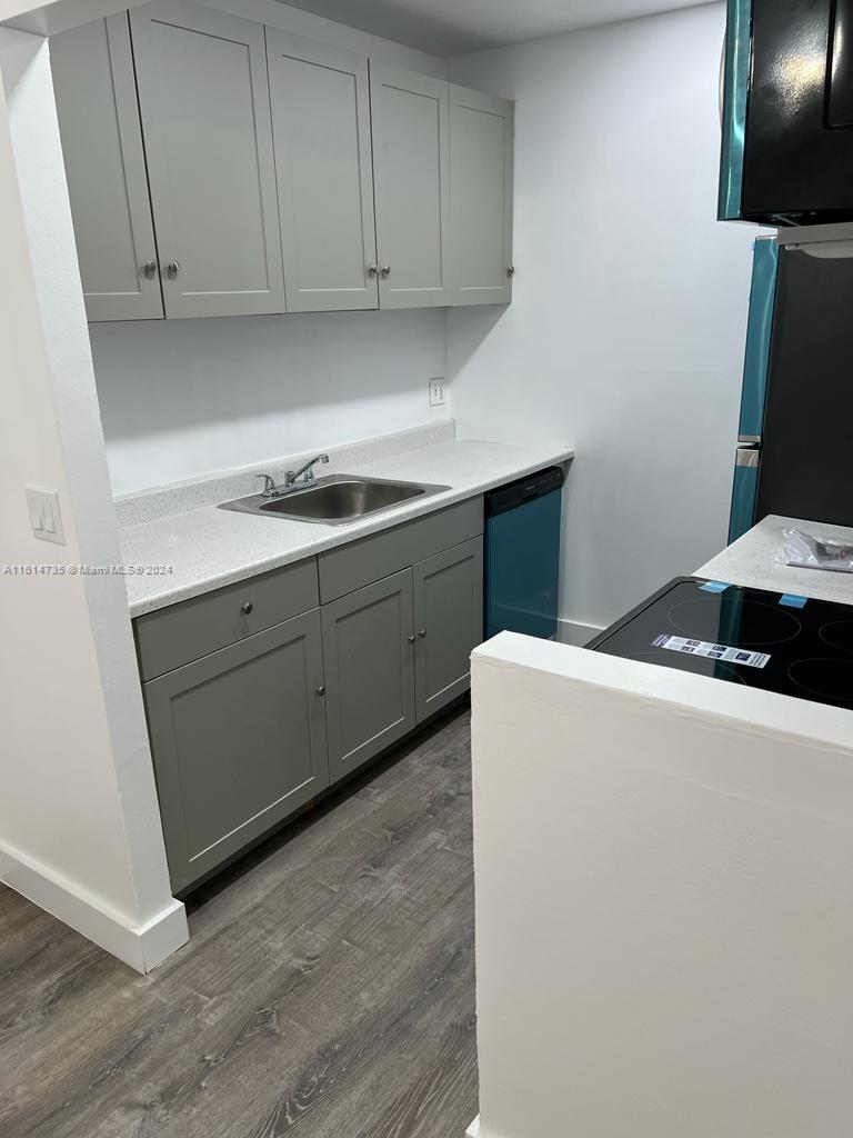 CROSS CREEK CONDO - Residential Lease