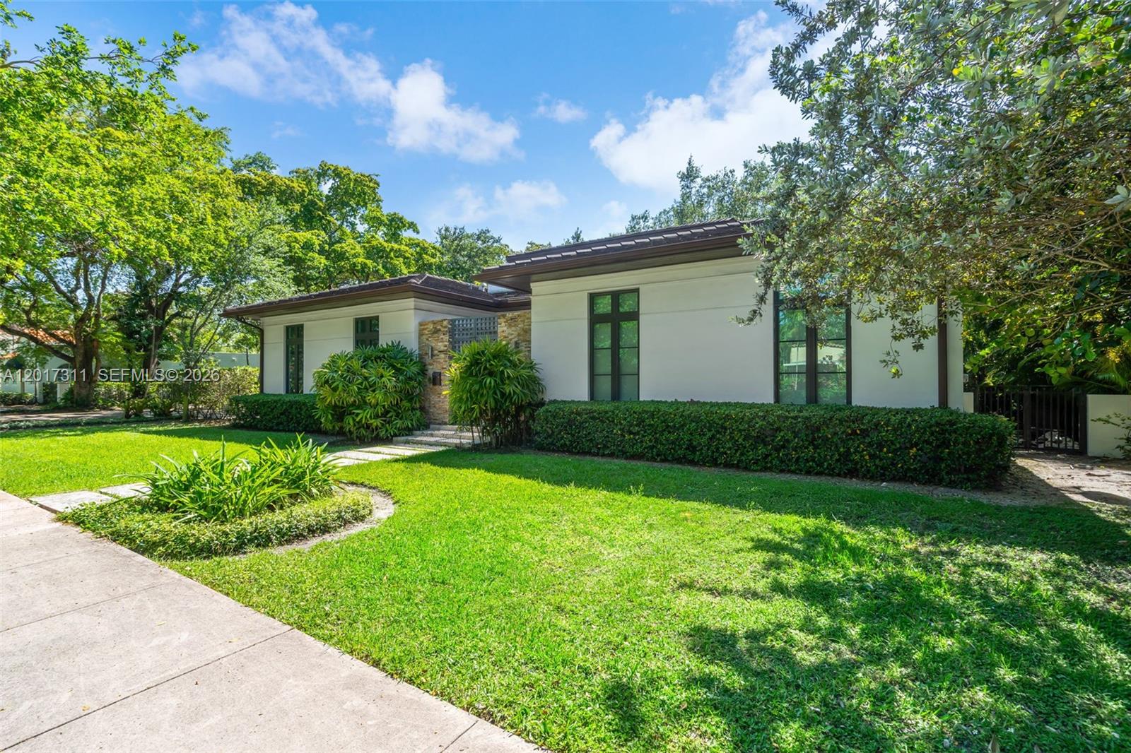 CORAL GABLES GRANADA SEC - Residential