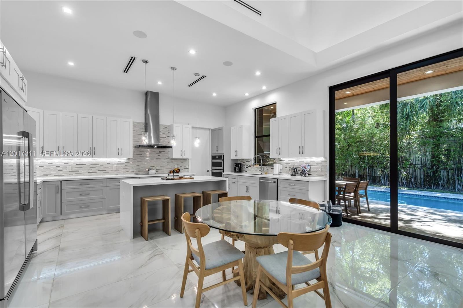 CORAL GABLES GRANADA SEC - Residential