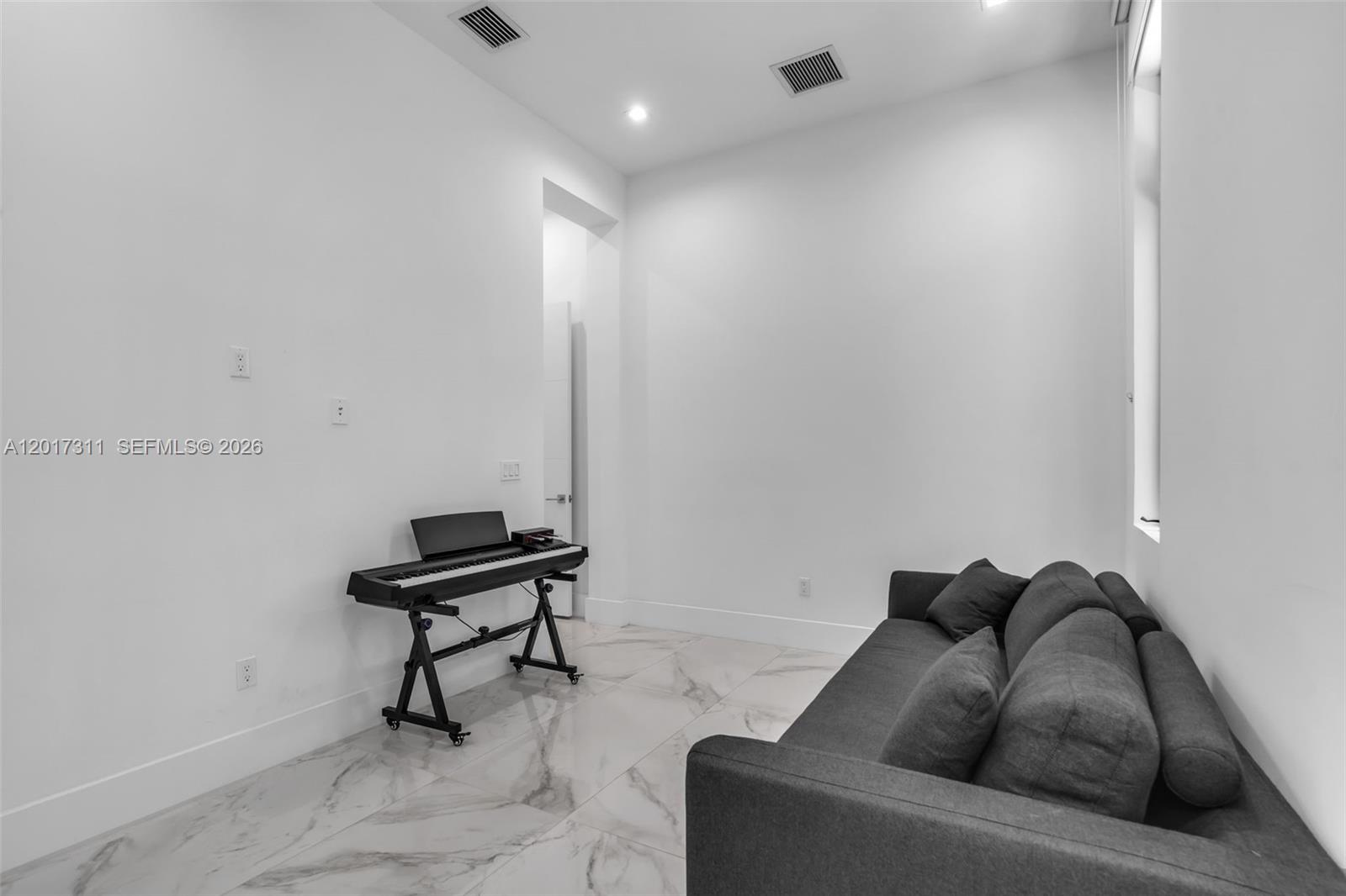 CORAL GABLES GRANADA SEC - Residential