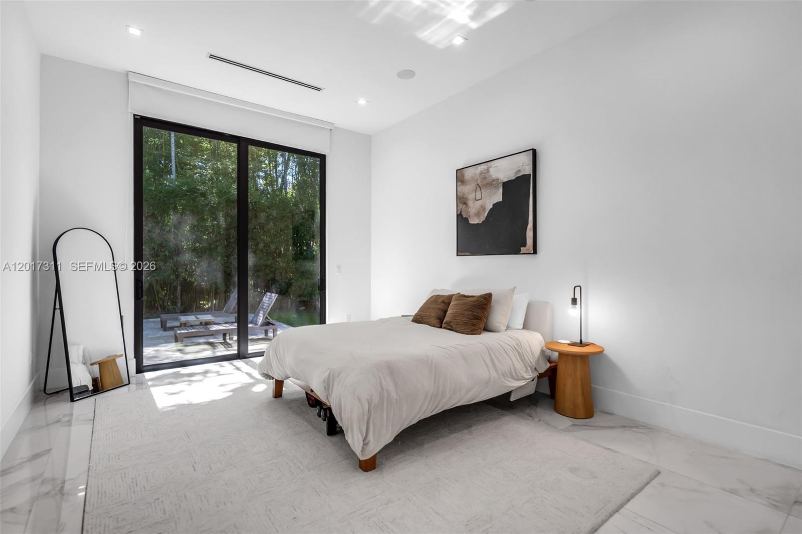 CORAL GABLES GRANADA SEC - Residential