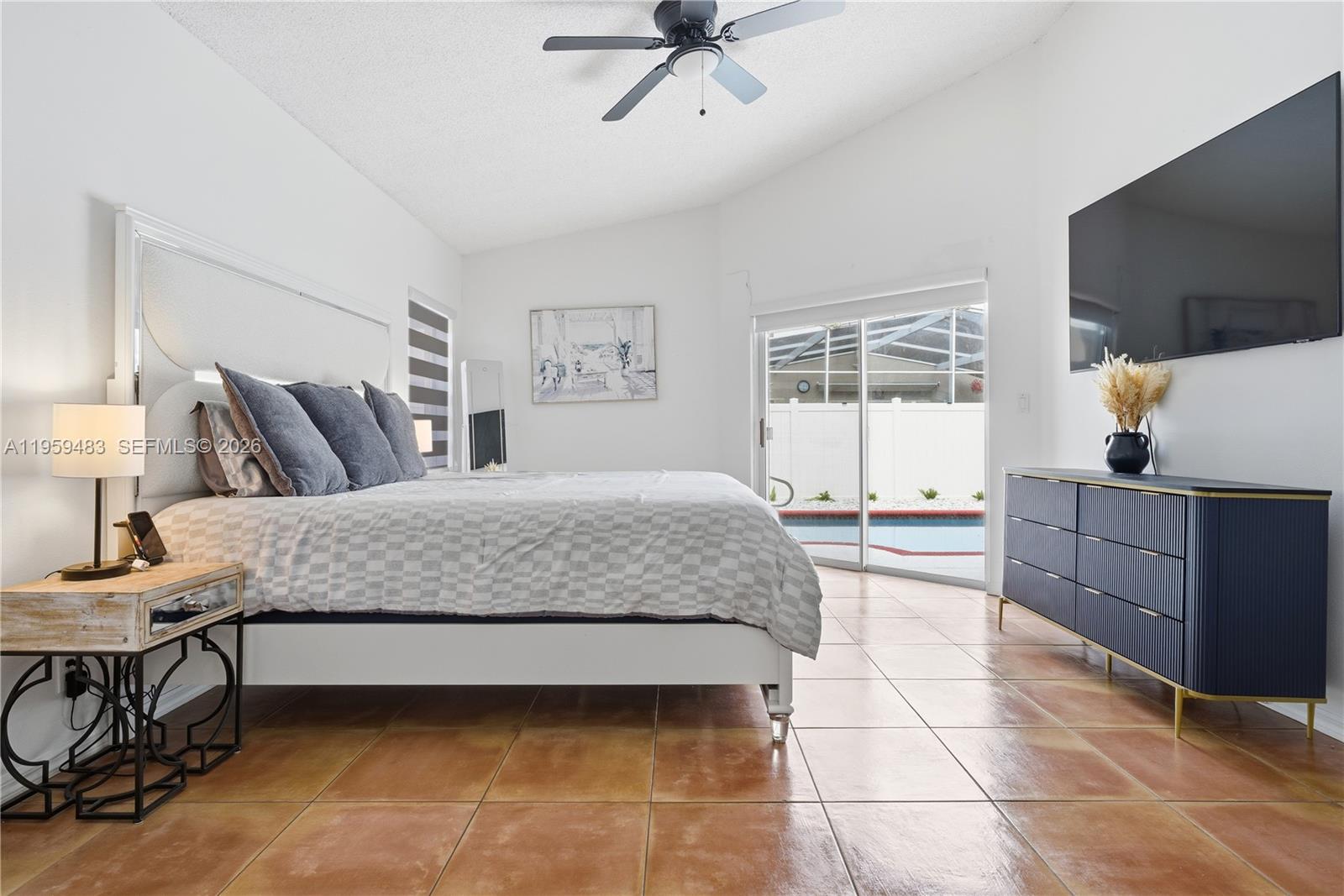 CHAPEL LAKE ESTATES - Residential