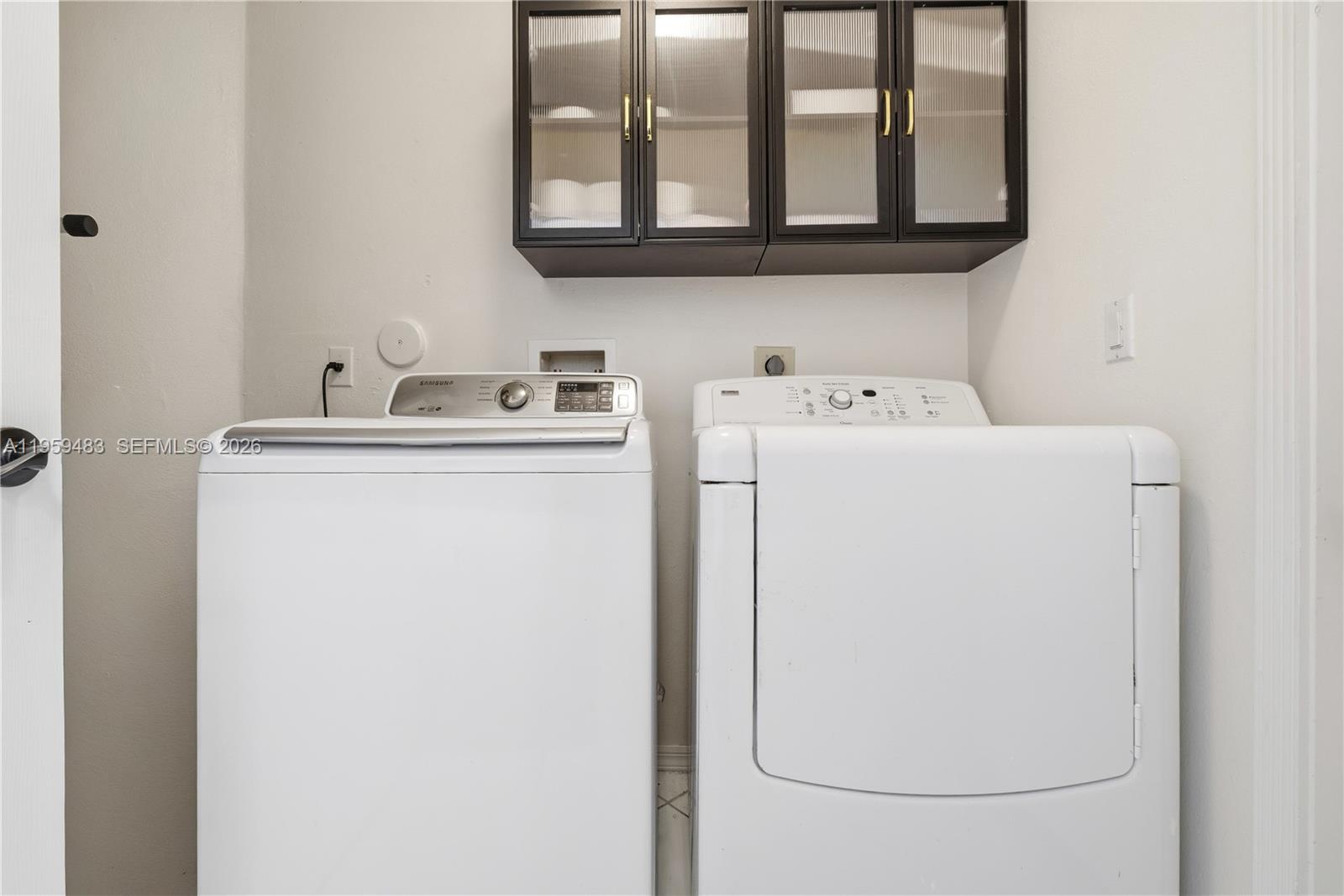 CHAPEL LAKE ESTATES - Residential