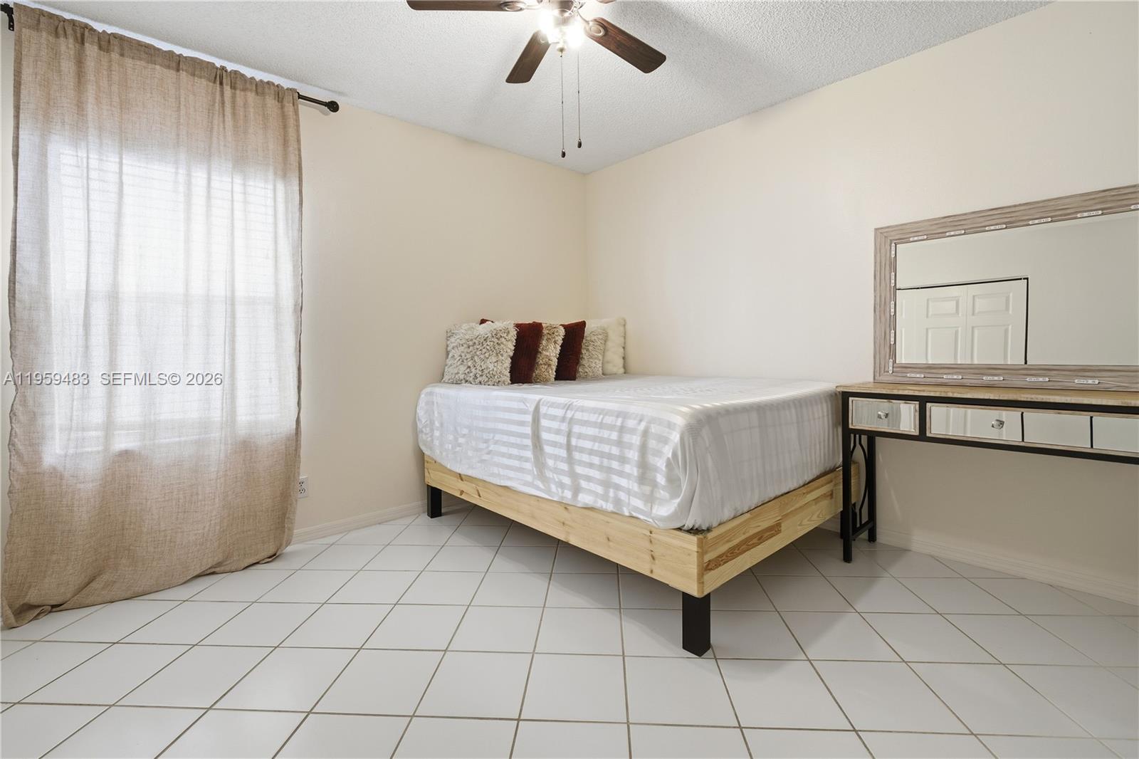 CHAPEL LAKE ESTATES - Residential