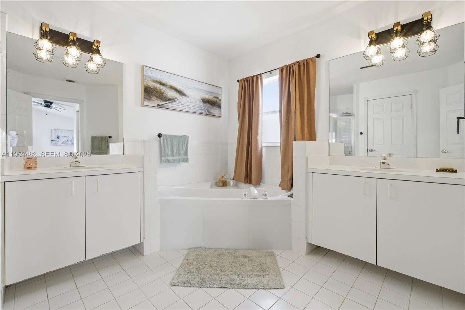 CHAPEL LAKE ESTATES - Residential