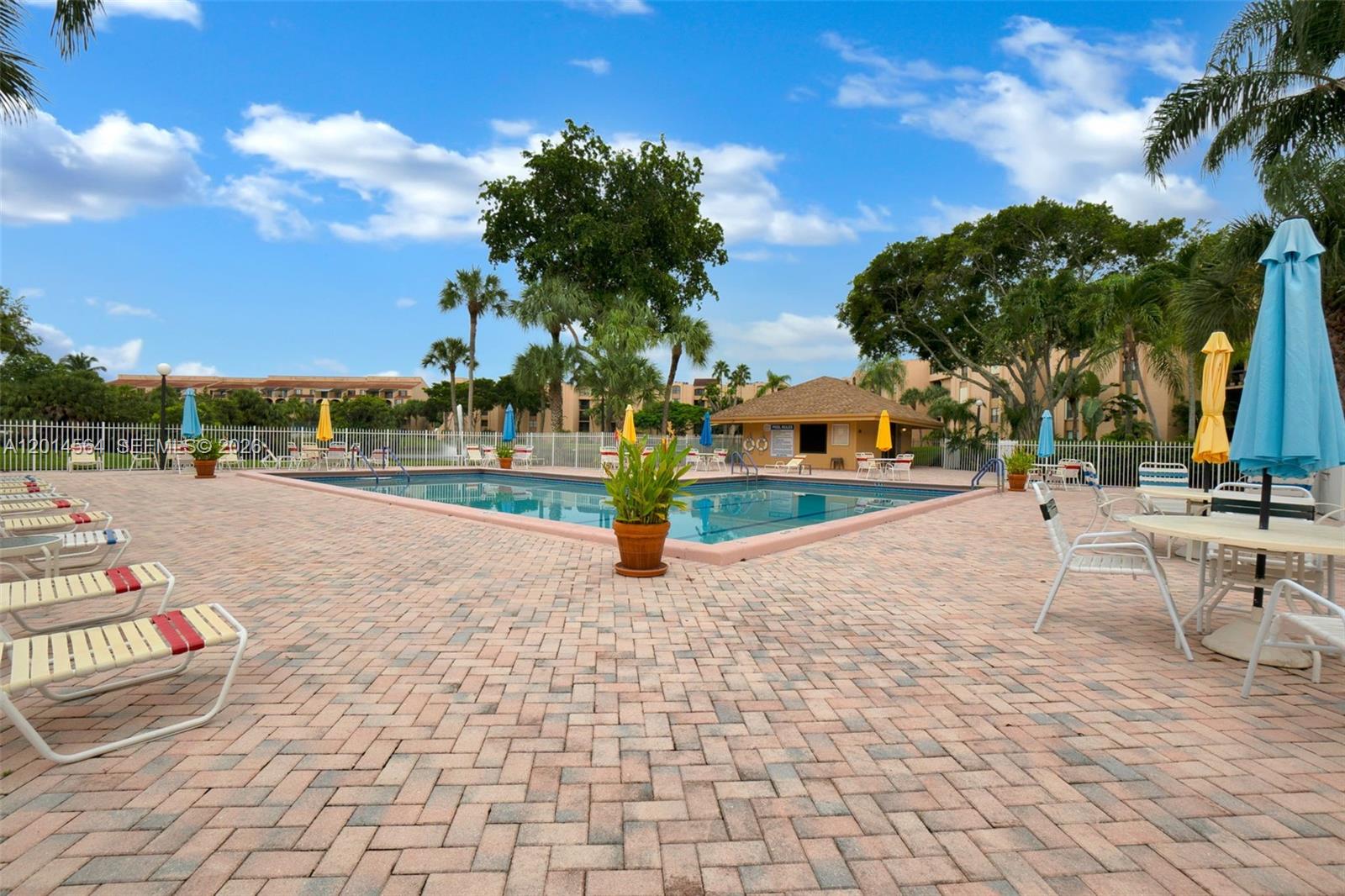 LAVERS DELRAY RACQUET CLU - Residential Lease