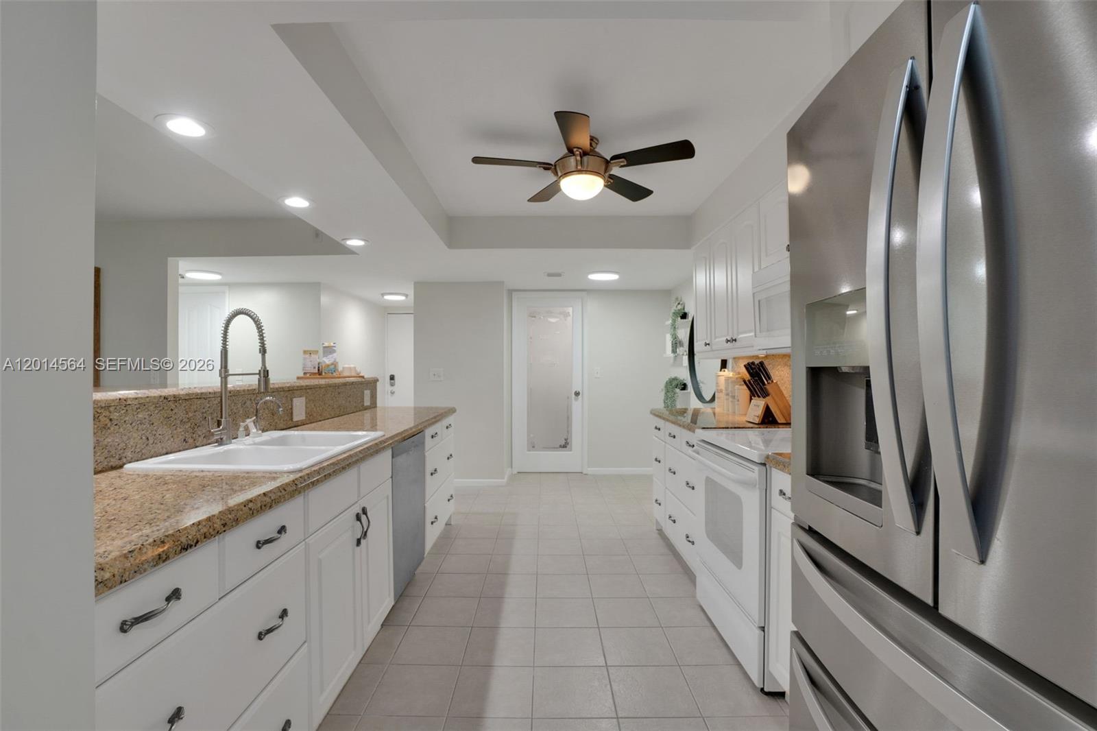 LAVERS DELRAY RACQUET CLU - Residential Lease