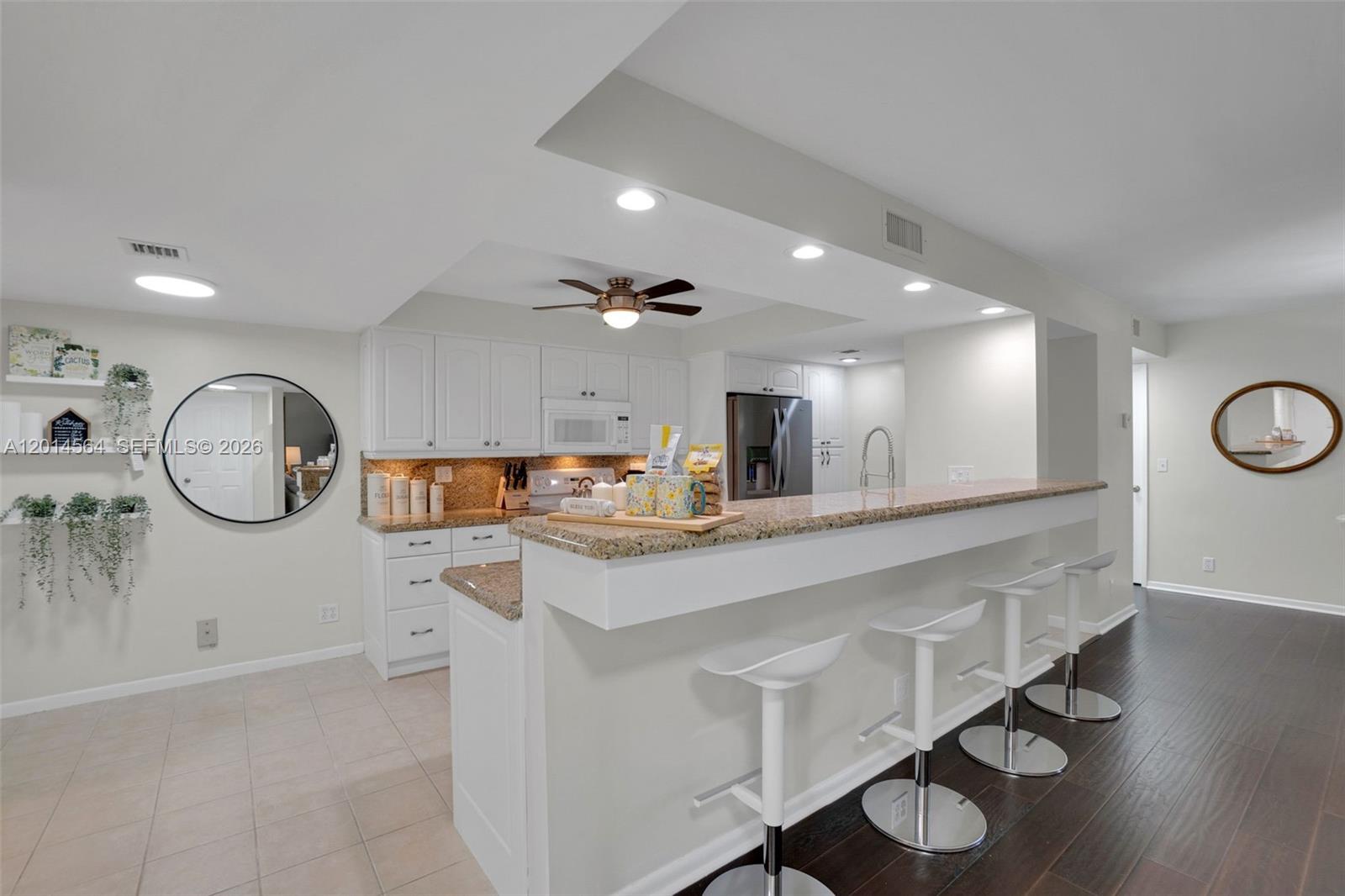 LAVERS DELRAY RACQUET CLU - Residential Lease