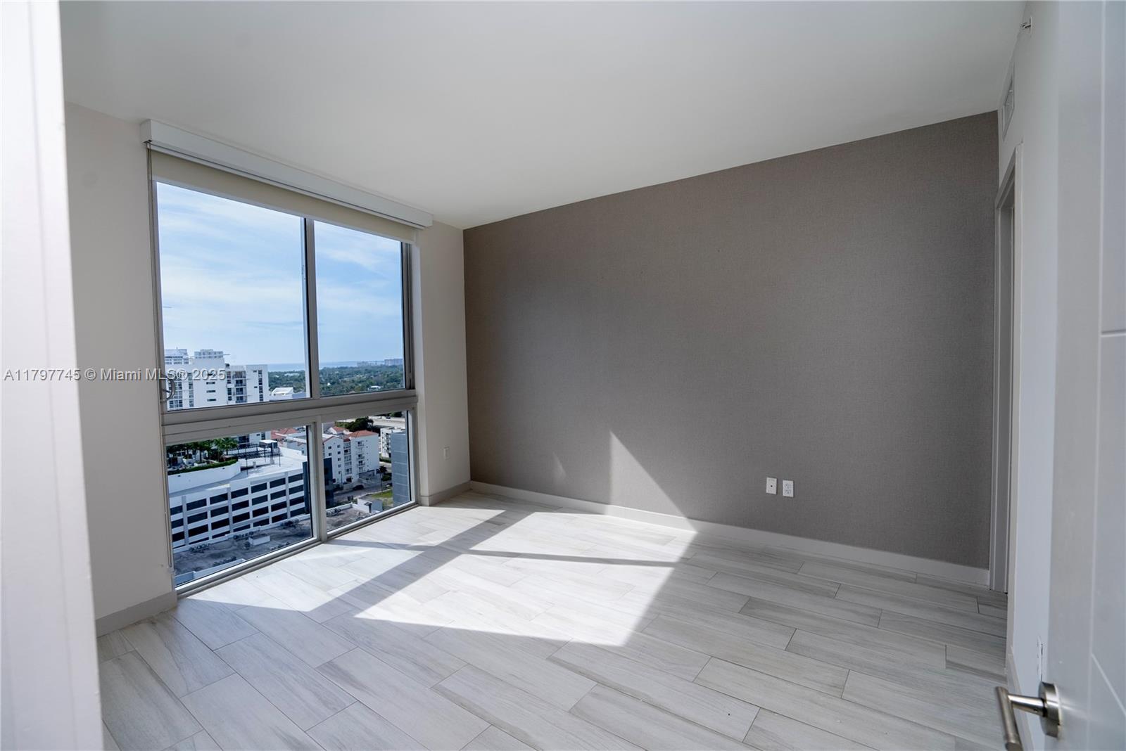 BRICKELL TEN CONDO - Residential