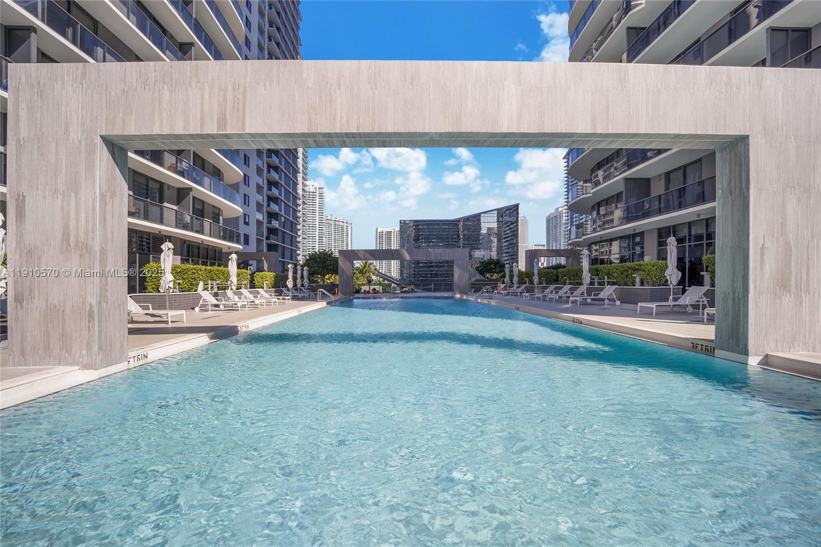 BRICKELL HEIGHTS EAST CON - Residential Lease