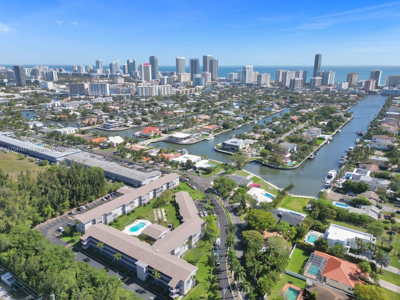 GOLDEN ISLES CONDO APTS - Residential