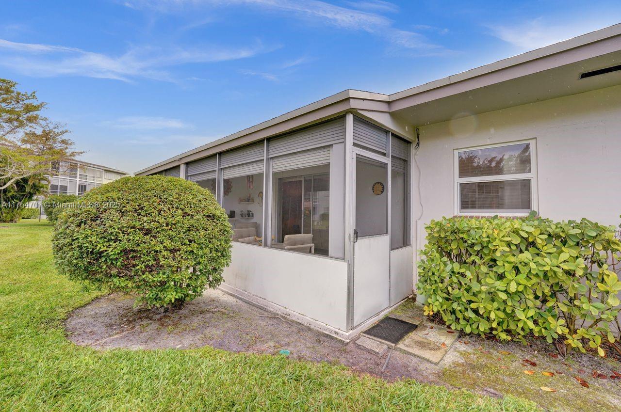 GOLDEN ISLES CONDO APTS - Residential