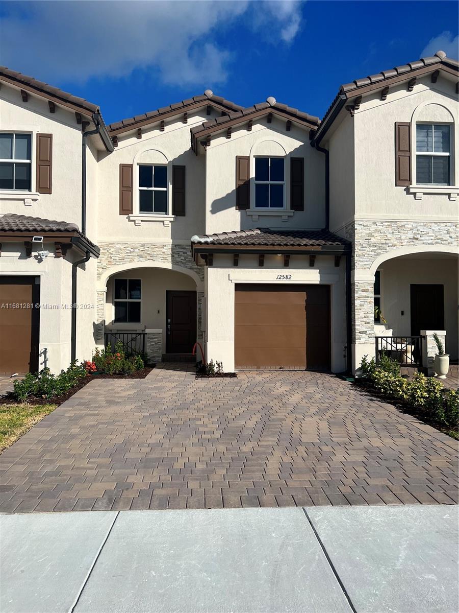 Rental Property at 12582 Nw 22nd Pl, Miami, Broward County, Florida - Bedrooms: 3 
Bathrooms: 3  - $3,250 MO.