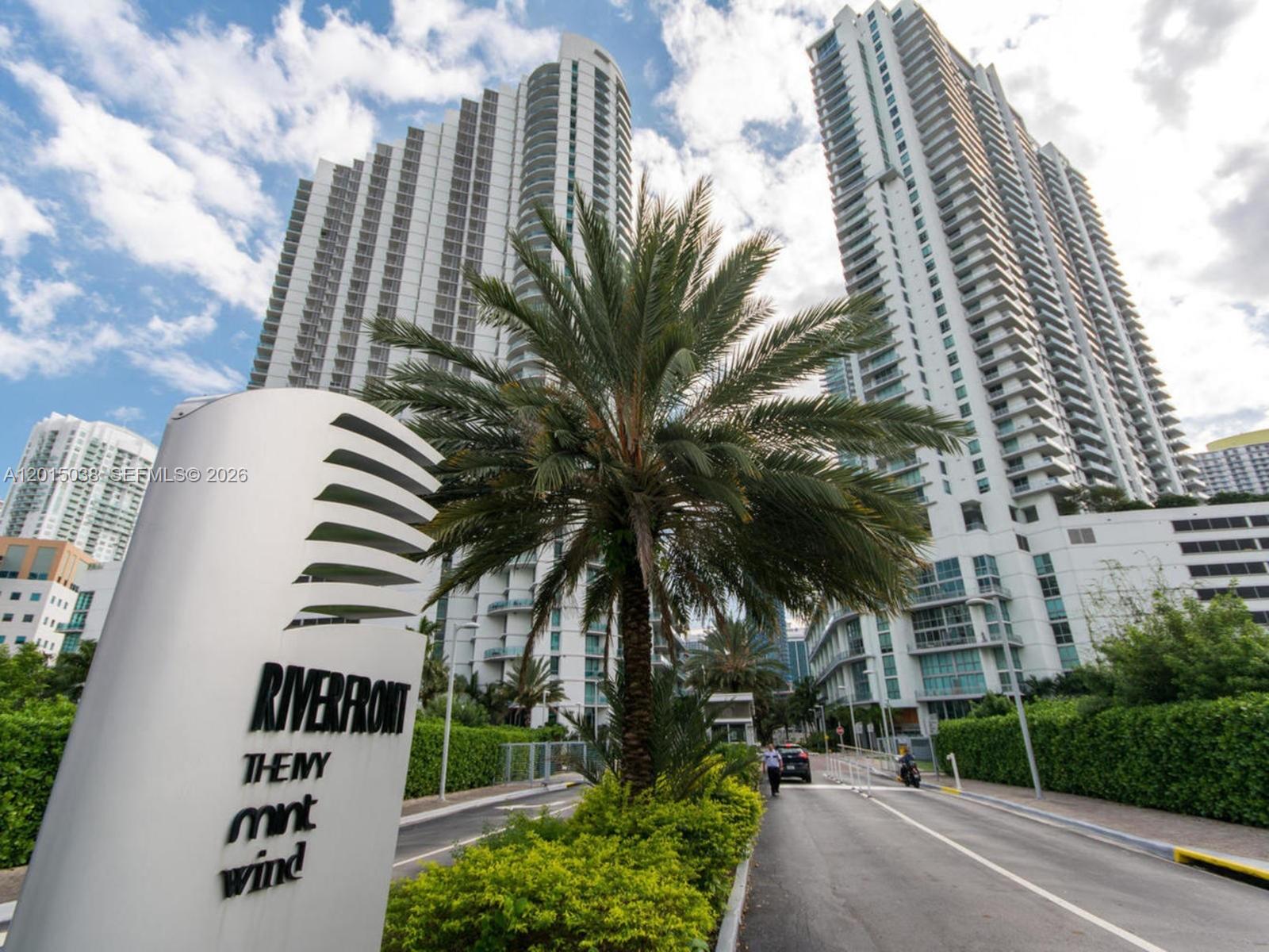 350 S Miami Ave 2713