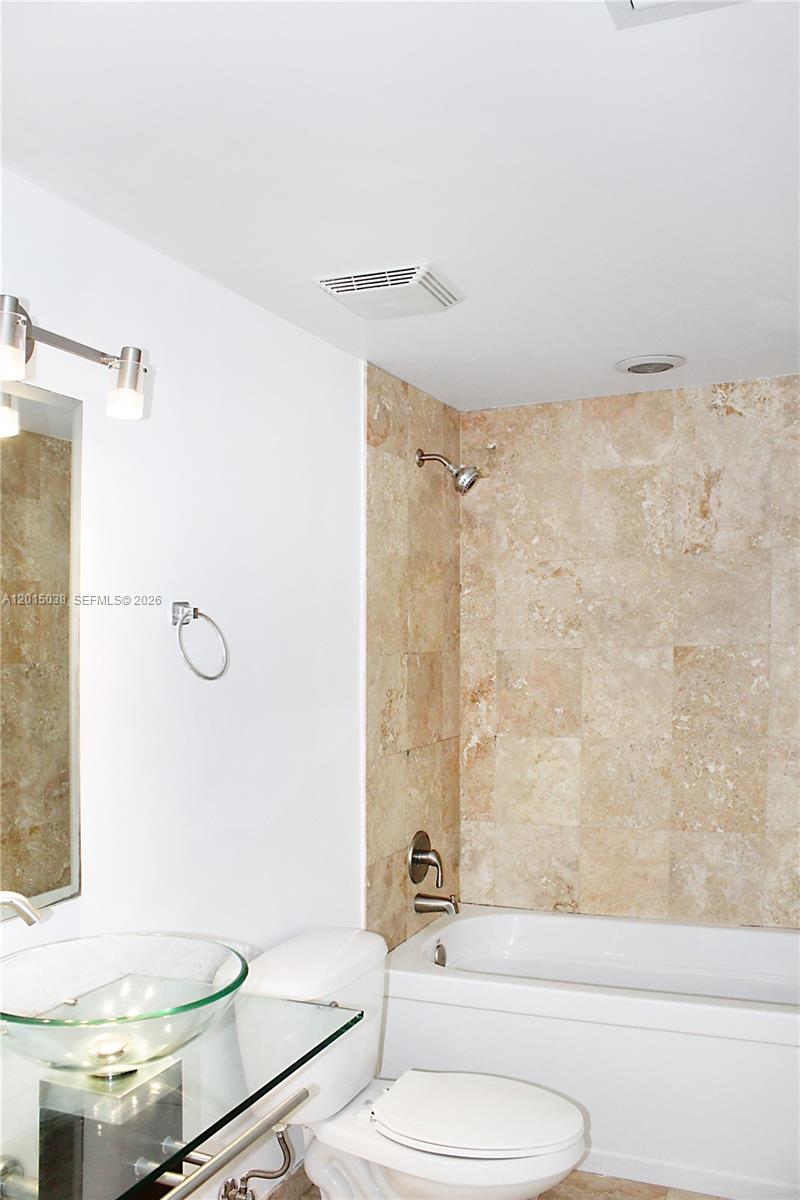 WIND CONDO - Residential Lease