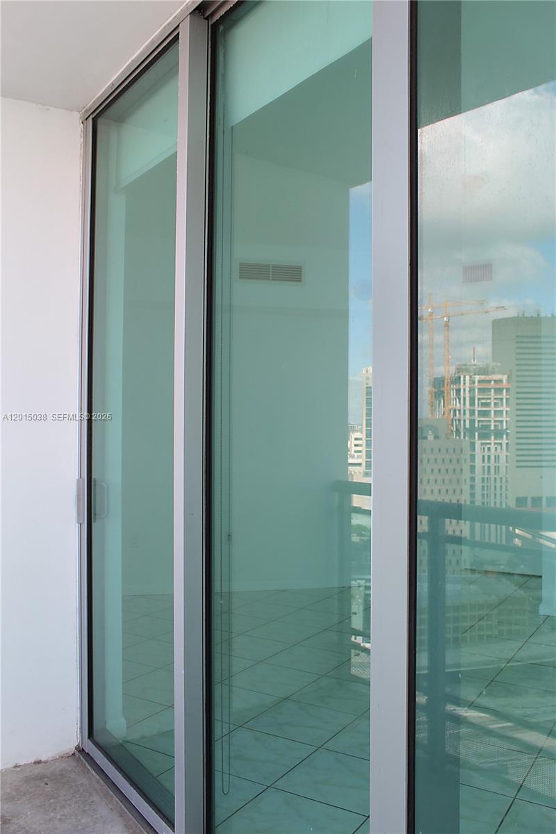 WIND CONDO - Residential Lease