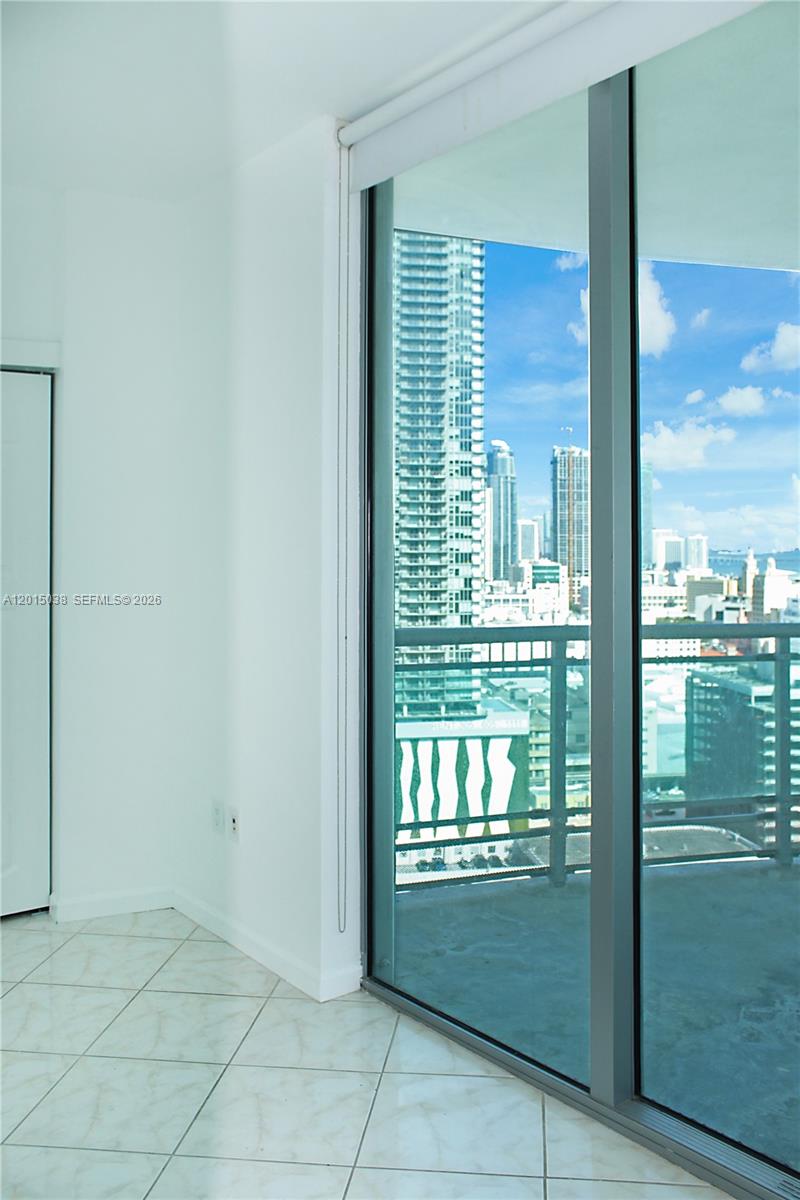 WIND CONDO - Residential Lease