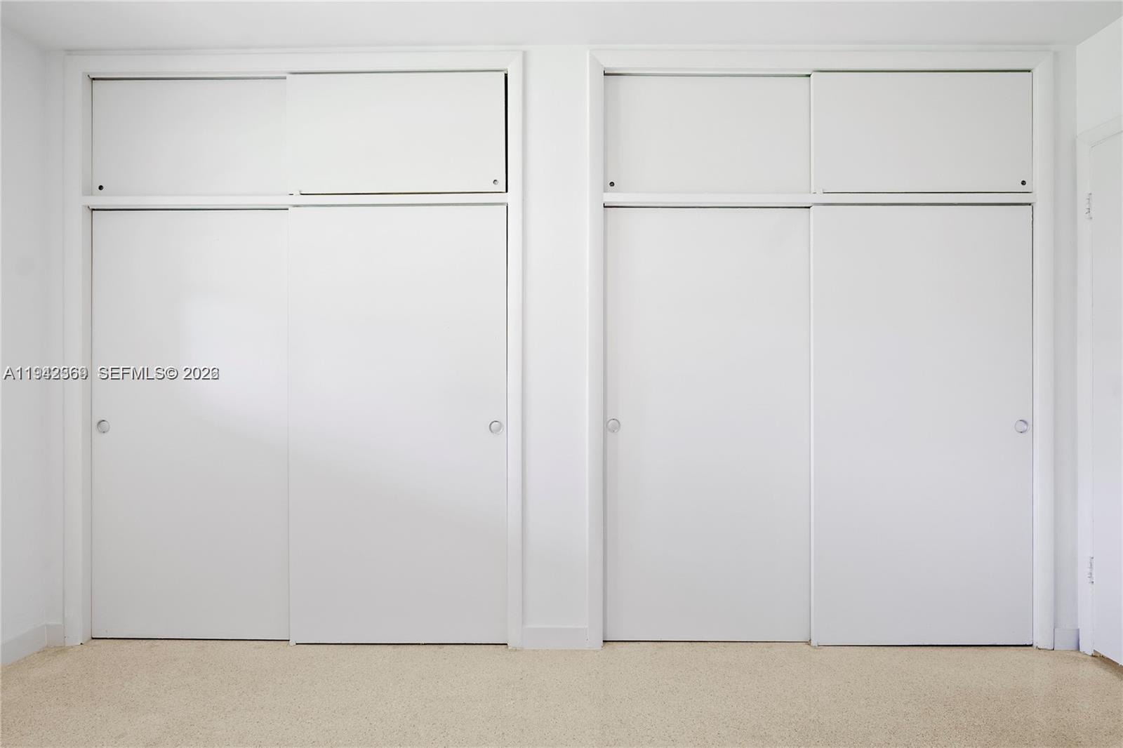 COLONIAL GARDENS HOLLYWOO - Residential Lease