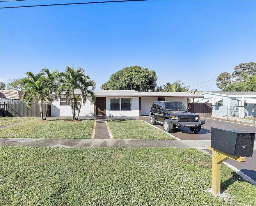 Spacious main home is 3 beds, 2 baths. Additional efficiency 1/1. Over 8,000 SF Lot offers enough space for you to build your signature pool. This single-family home sits on a quiet, dead-end street. Split floor plan. As you step into the spacious living room,  you will see the open-concept design and modern kitchen to start your day with ease. Tile floors throughout make maintenance effortless,
Private fenced backyard, where summer mornings are best spent under the shade of your mango tree!  No HOA ! Bring your boat, RV, or multiple cars.  Great Plantation location, near lush parks, schools, shops,  major highways that take you anywhere you need to go. Fort Lauderdale’s beaches, downtown, airport are all near.  
This vacant, move-in-ready home is waiting for you!
