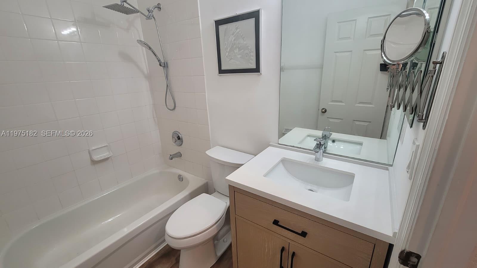 COURTS AT TUSCANY - Residential