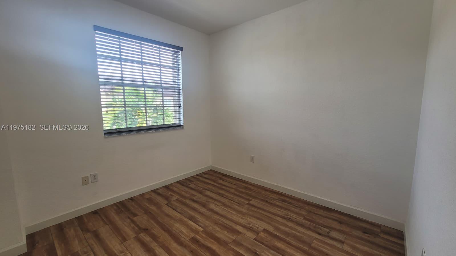 COURTS AT TUSCANY - Residential