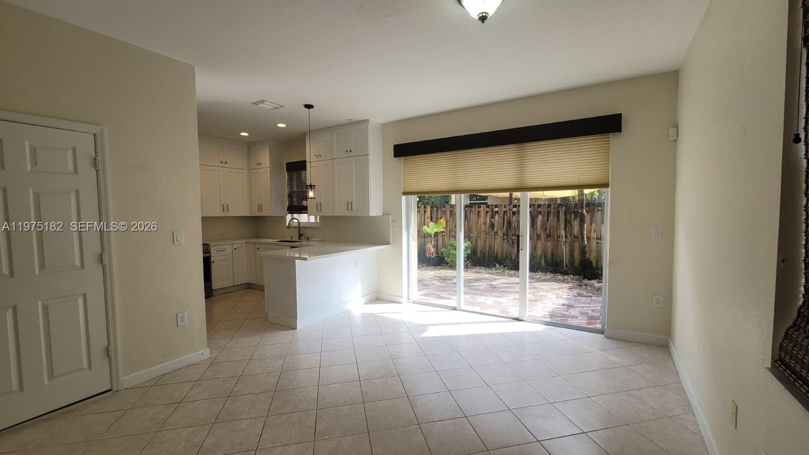 COURTS AT TUSCANY - Residential