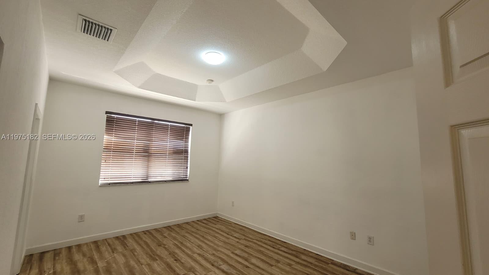 COURTS AT TUSCANY - Residential