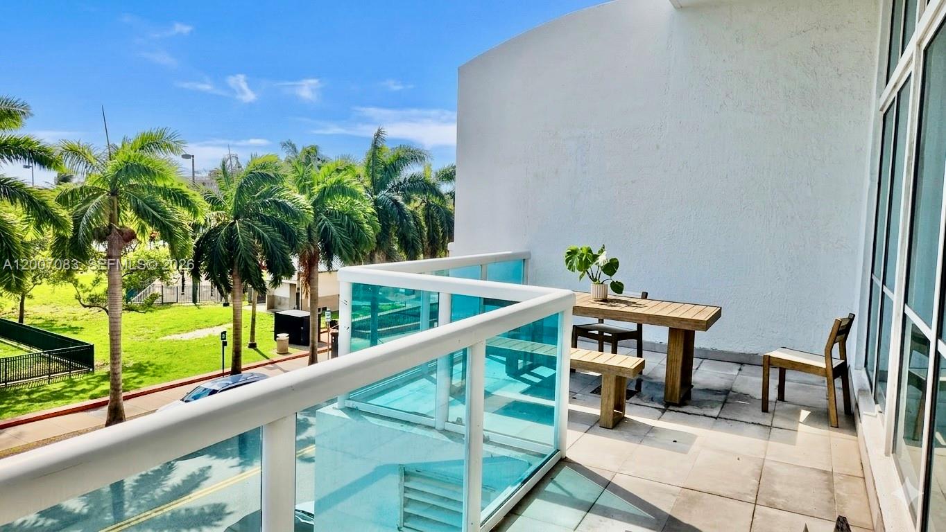 1800 CLUB CONDO - Residential