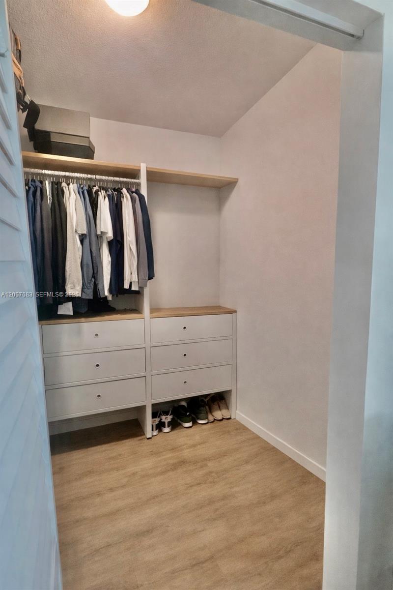 1800 CLUB CONDO - Residential