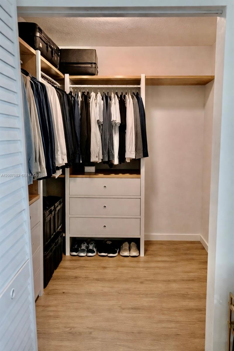 1800 CLUB CONDO - Residential