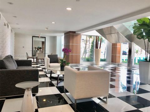 Tiny photo for 1800 N Bayshore Dr #303, Miami, FL 33132 (MLS # A12007083)