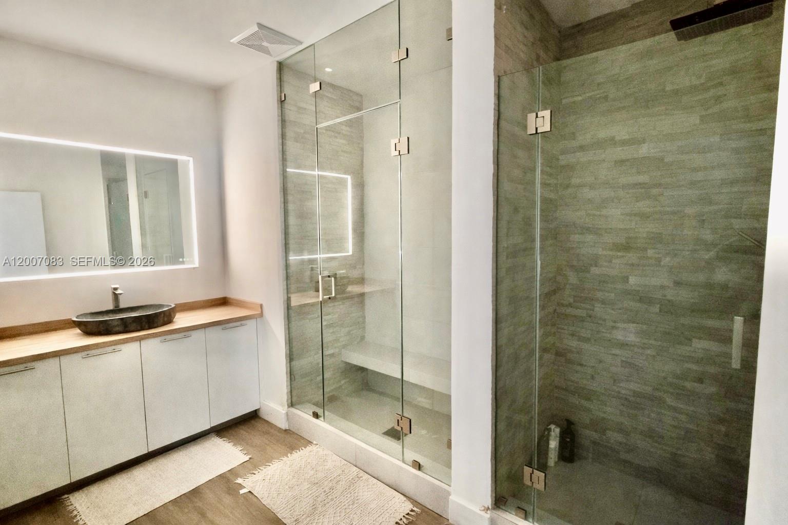 1800 CLUB CONDO - Residential