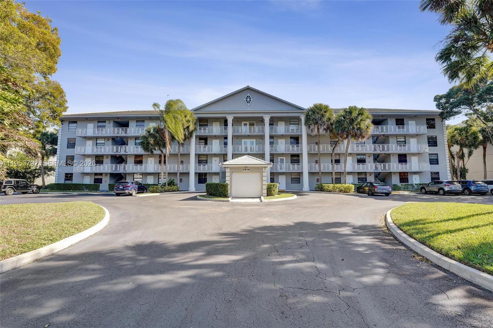 CONDO 7 OF WHITEHALL COND - Residential