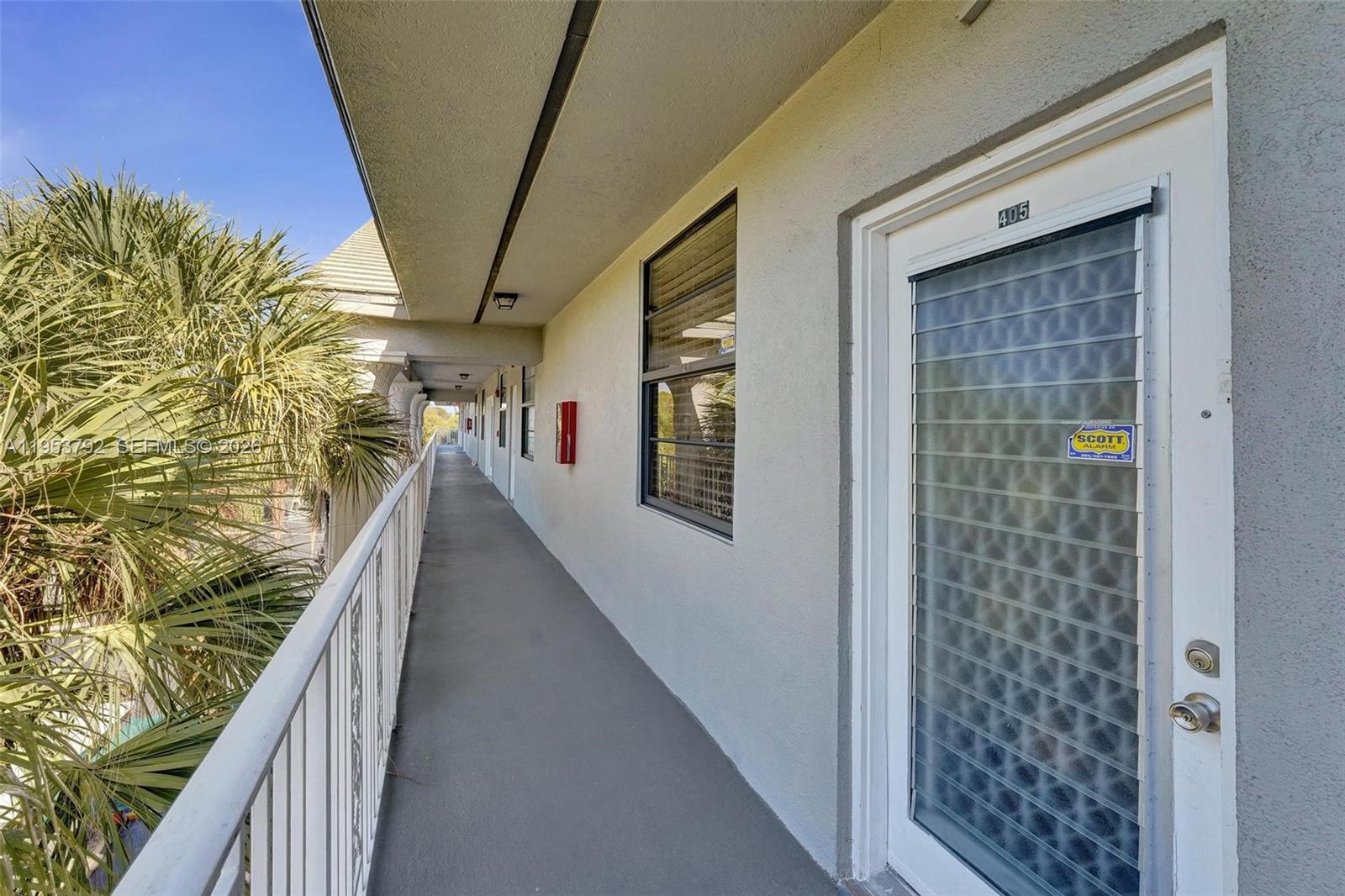 CONDO 7 OF WHITEHALL COND - Residential