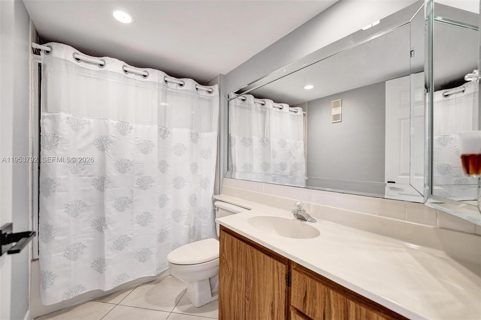 CONDO 7 OF WHITEHALL COND - Residential