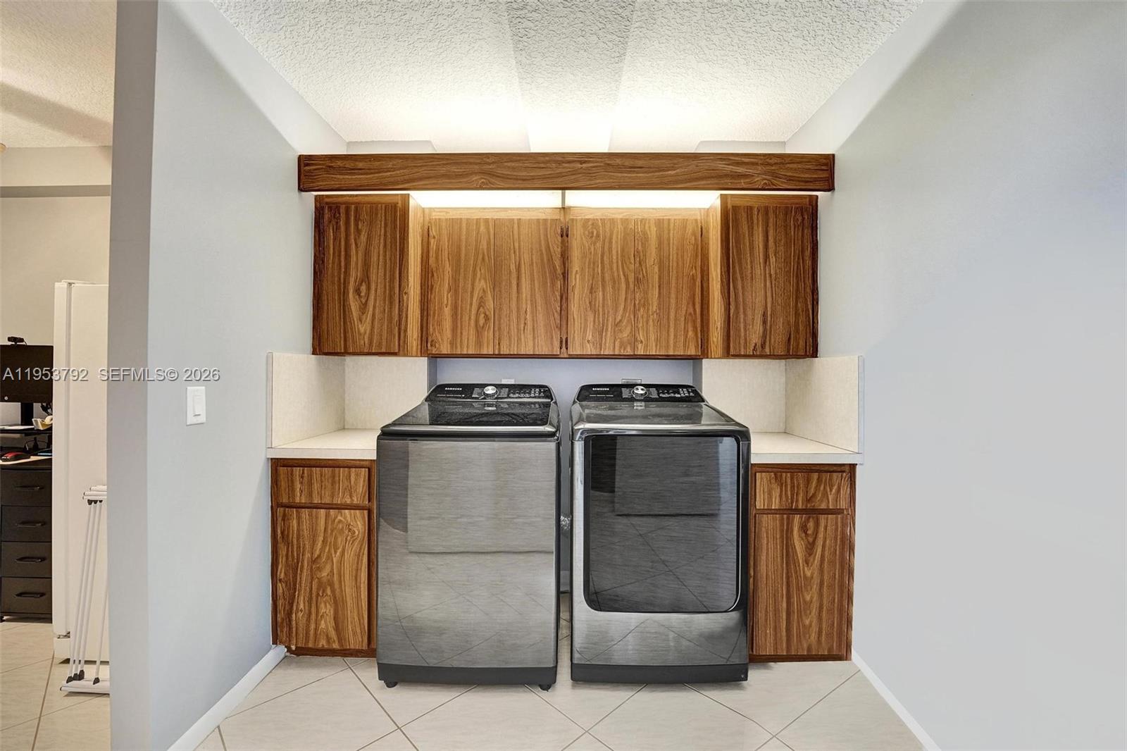 CONDO 7 OF WHITEHALL COND - Residential