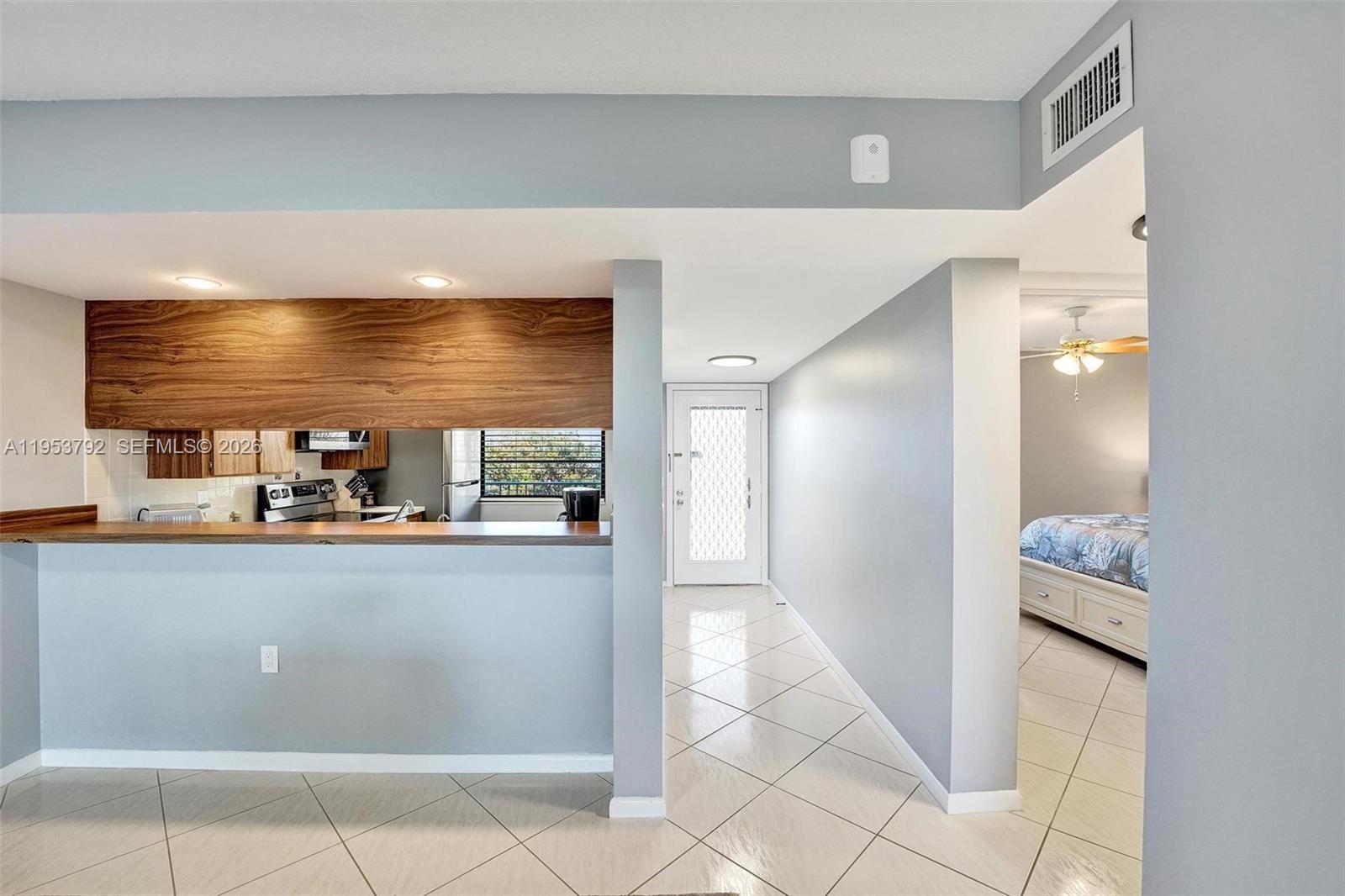 CONDO 7 OF WHITEHALL COND - Residential