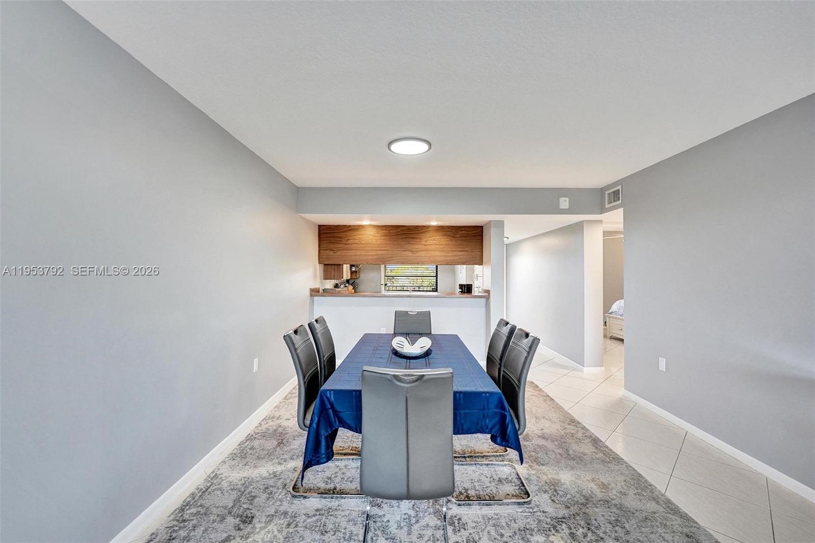 CONDO 7 OF WHITEHALL COND - Residential