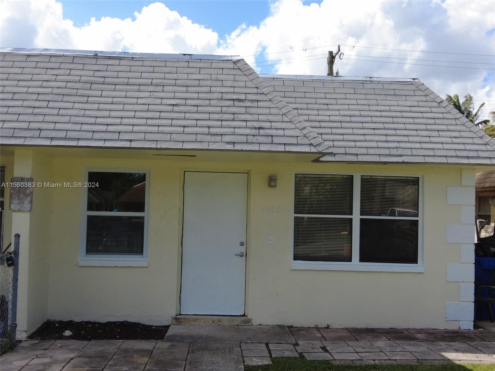 1333 Nw 8th Ave 1333, Fort Lauderdale, Broward County, Florida - 3 Bedrooms  
2 Bathrooms - 