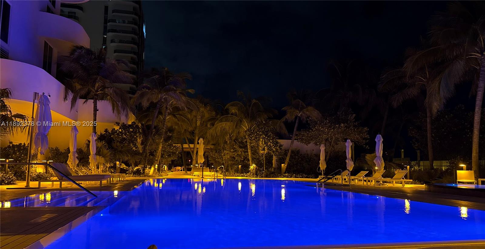 AKOYA CONDO - Residential Lease