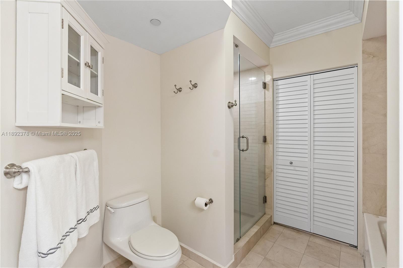 AKOYA CONDO - Residential Lease