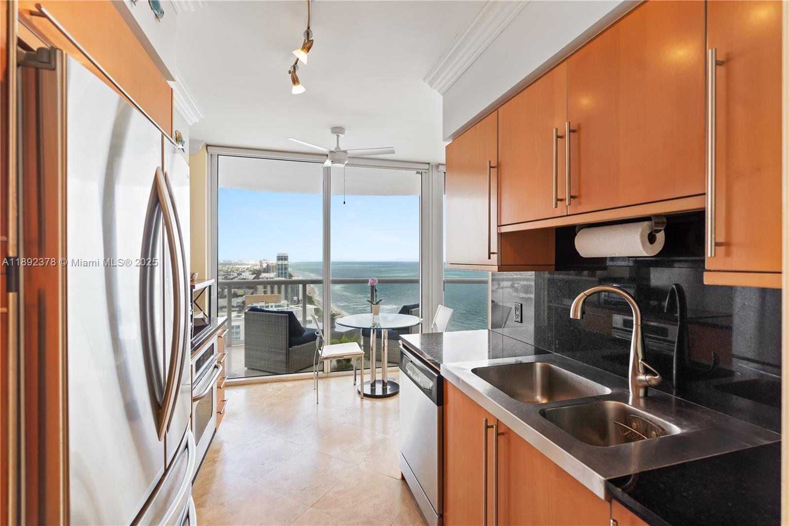 AKOYA CONDO - Residential Lease