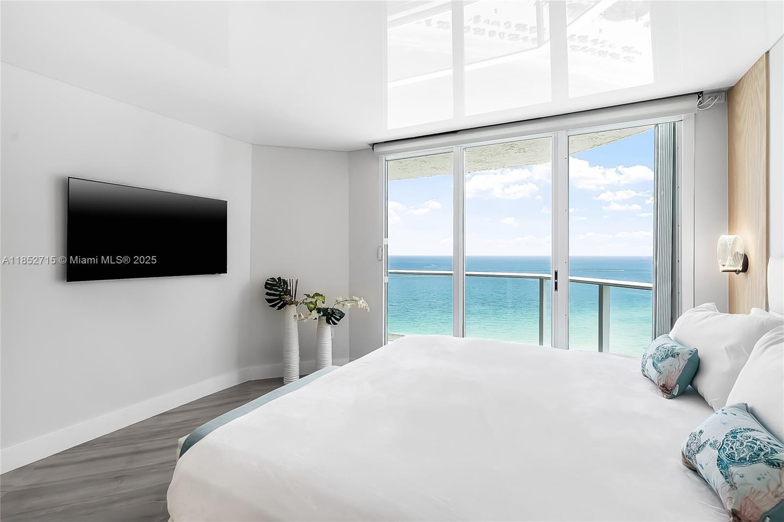 16445 Collins Ave 2322