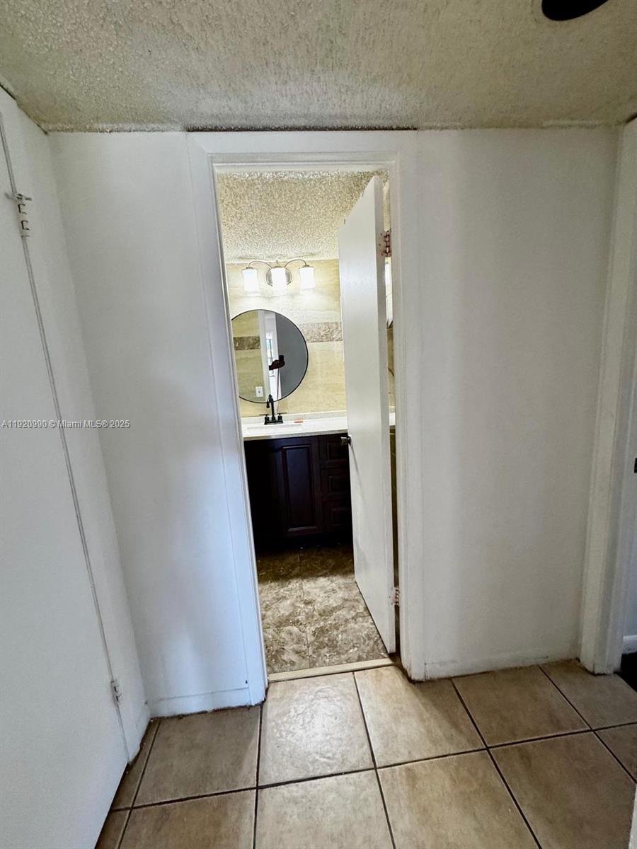 PALM AIRE GARDENS CONDO - Residential Lease