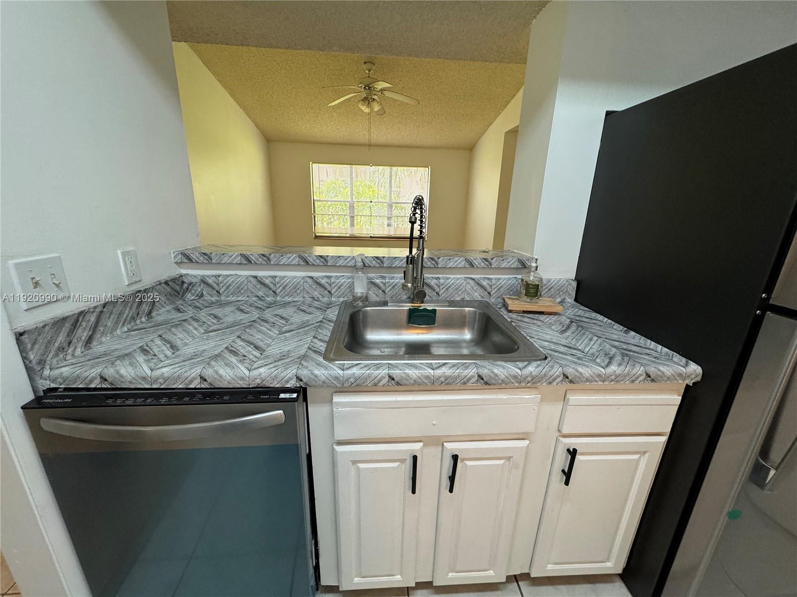 PALM AIRE GARDENS CONDO - Residential Lease