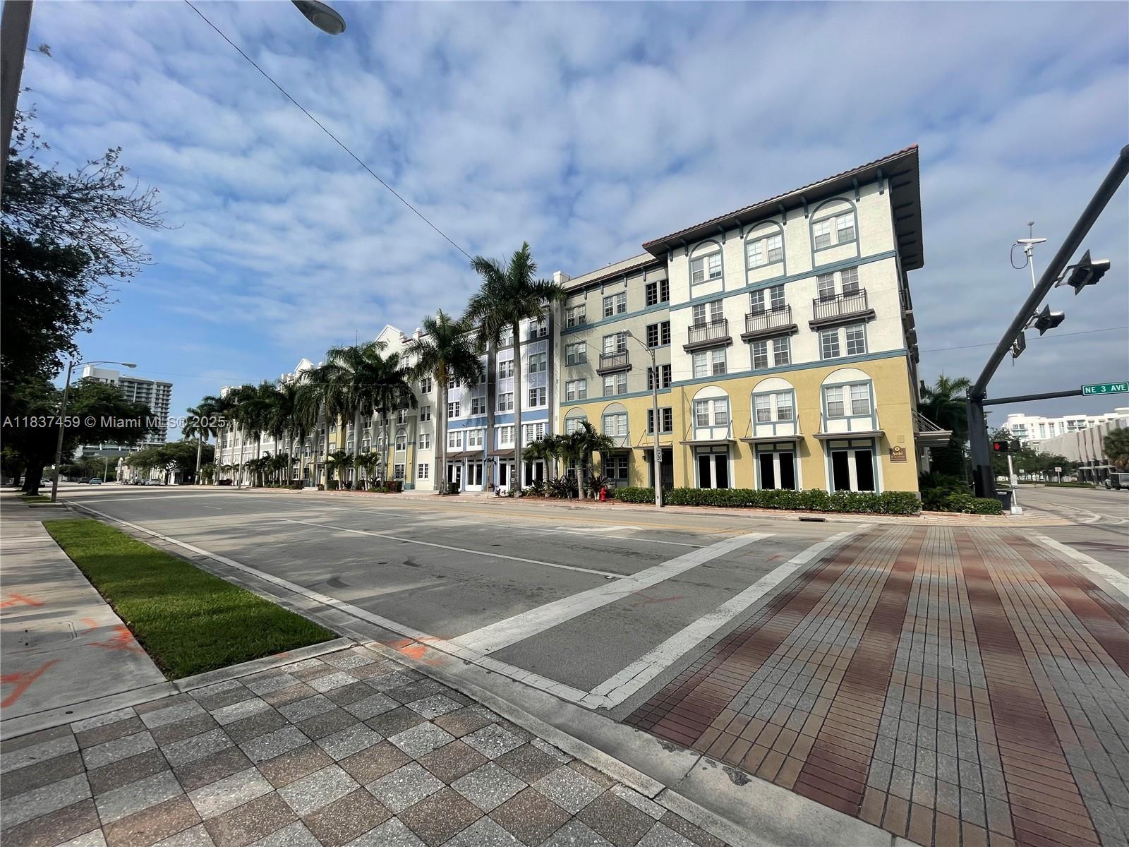 Step into this beautifully renovated unit located in the sought-after SOLE Fort Lauderdale community. This bright and modern space features sleek grey laminate flooring throughout, fresh white cabinetry, and new contemporary light fixtures that create a clean, stylish atmosphere.
Enjoy an open-concept layout perfect for relaxing or entertaining, along with a well-appointed kitchen and spacious living area. The bedroom offers generous closet space and natural light, while the bathroom is updated with modern finishes.
SOLE Fort Lauderdale offers premium amenities, including a resort-style pool, fitness center, clubhouse, and secure parking — all in a prime location near shopping, dining, and just minutes from Las Olas and the beach.