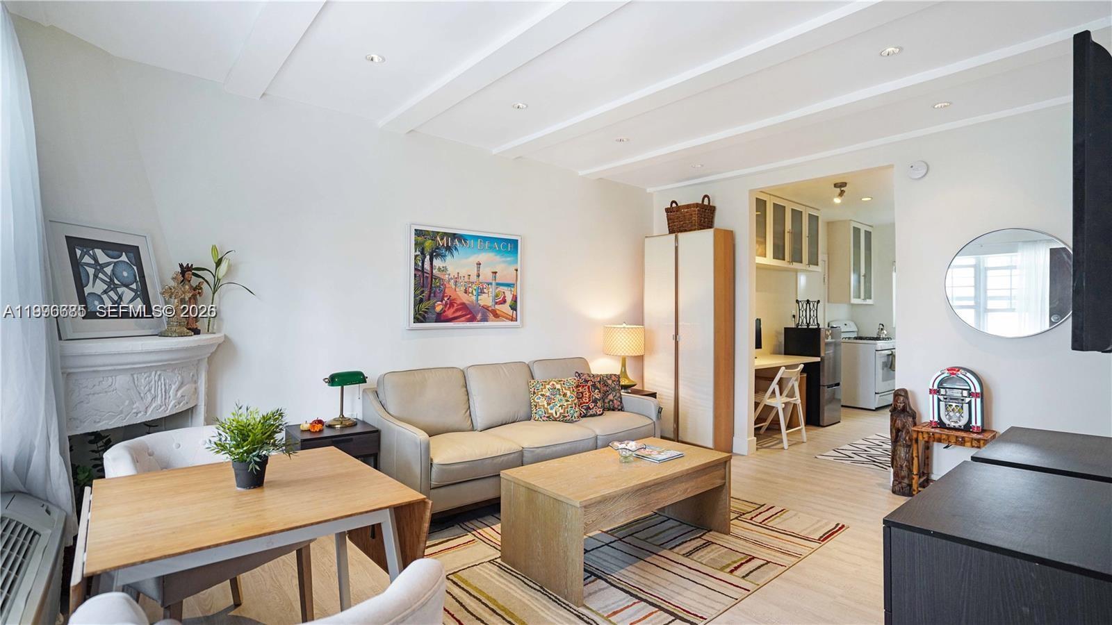 BEACH GARDENS CONDO - Residential Lease