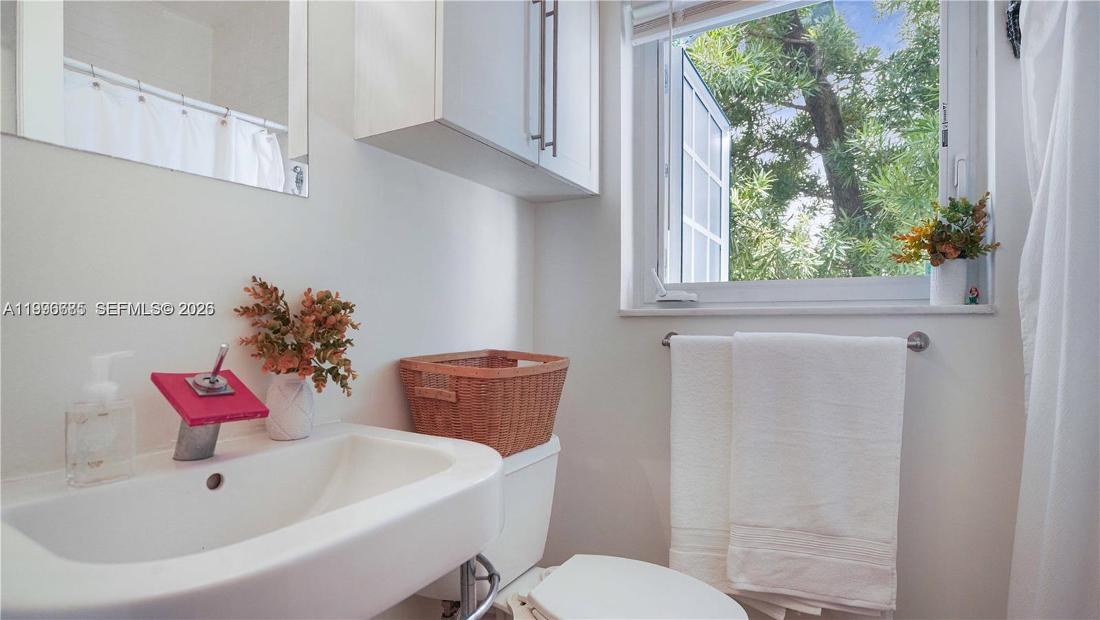 BEACH GARDENS CONDO - Residential Lease