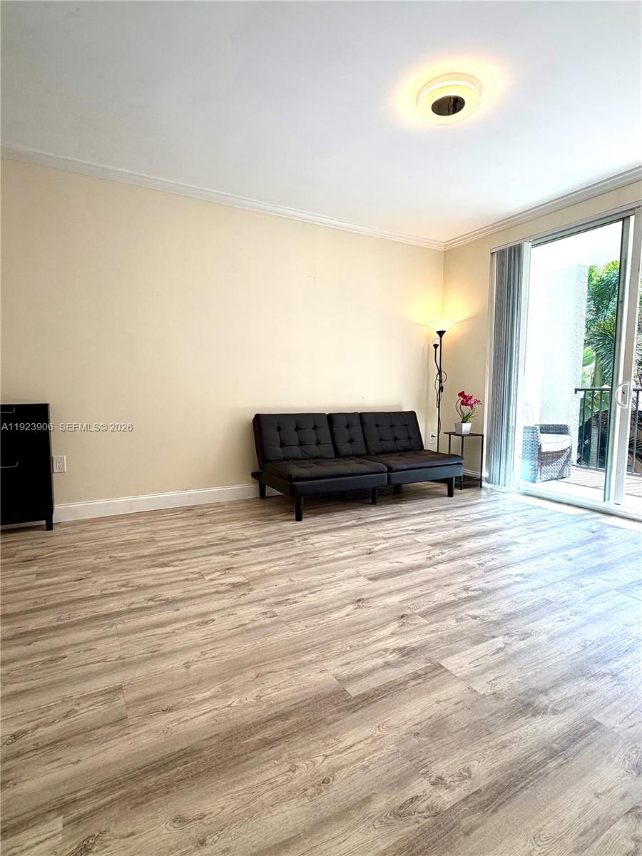 PORTO BELLAGIO CONDO - Residential